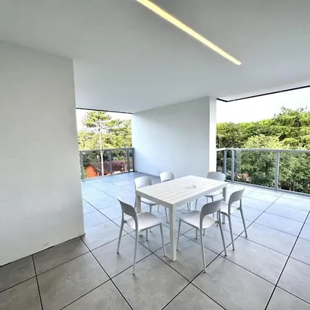 Apartment Penthouse With Pool And Solarium *