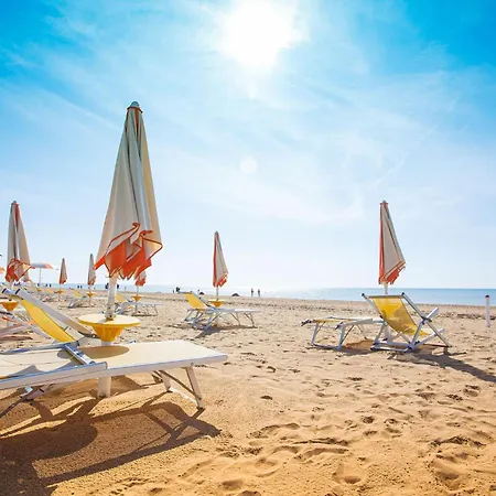 Apartment Penthouse With Pool And Solarium Bibione