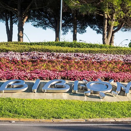 Penthouse With Pool And Solarium * Bibione